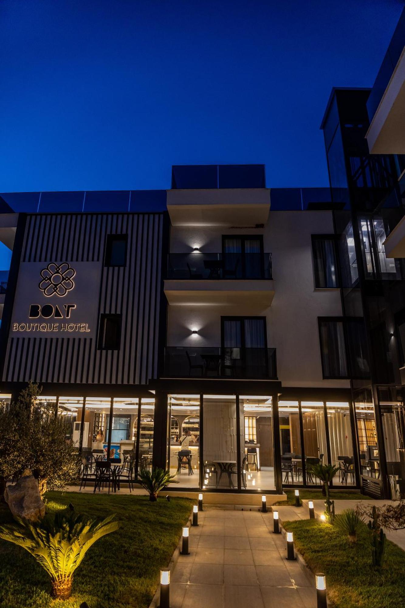 Bolt Boutique Hotel Lezhë Exteriér fotografie