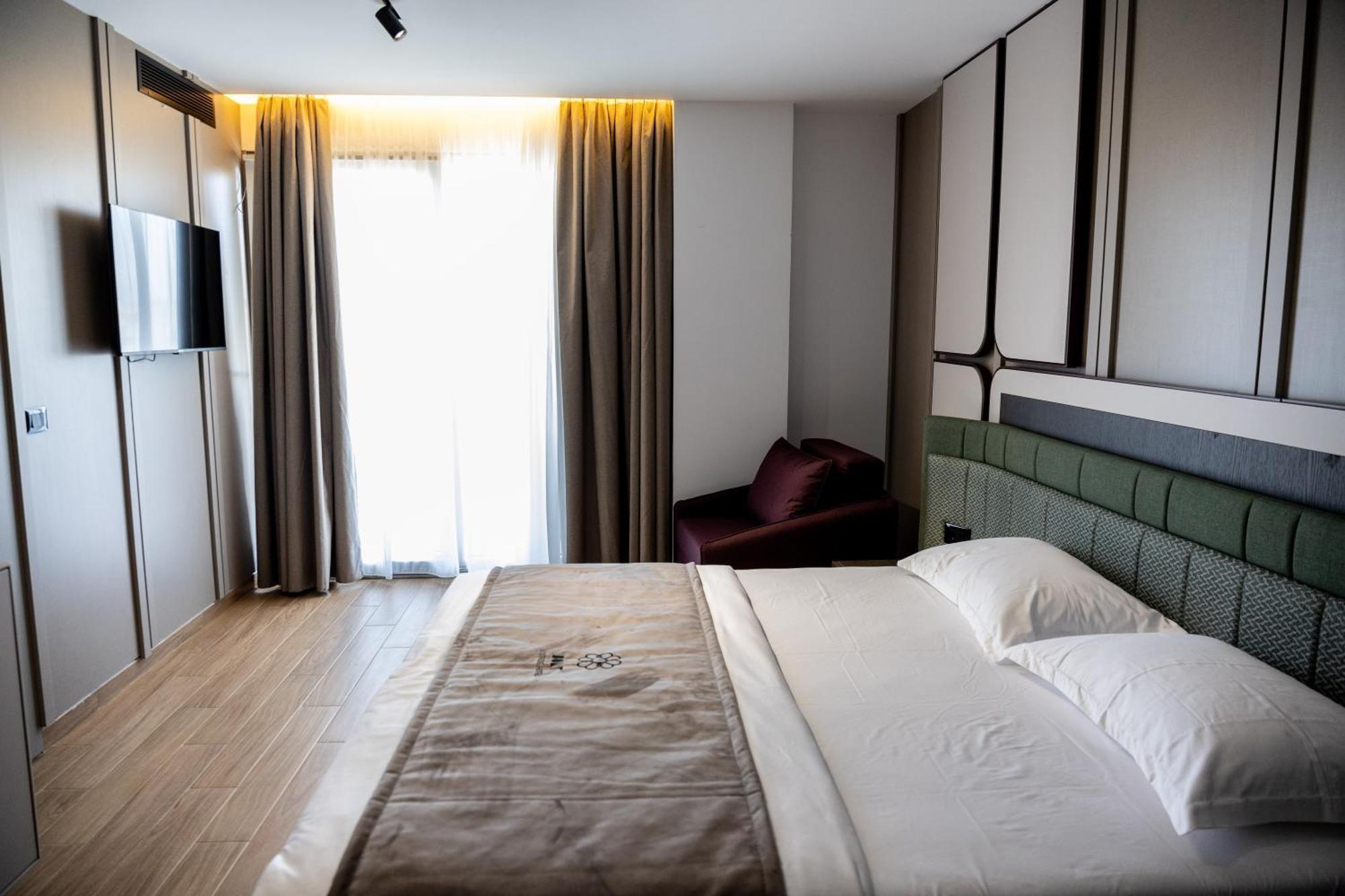 Bolt Boutique Hotel Lezhë Exteriér fotografie