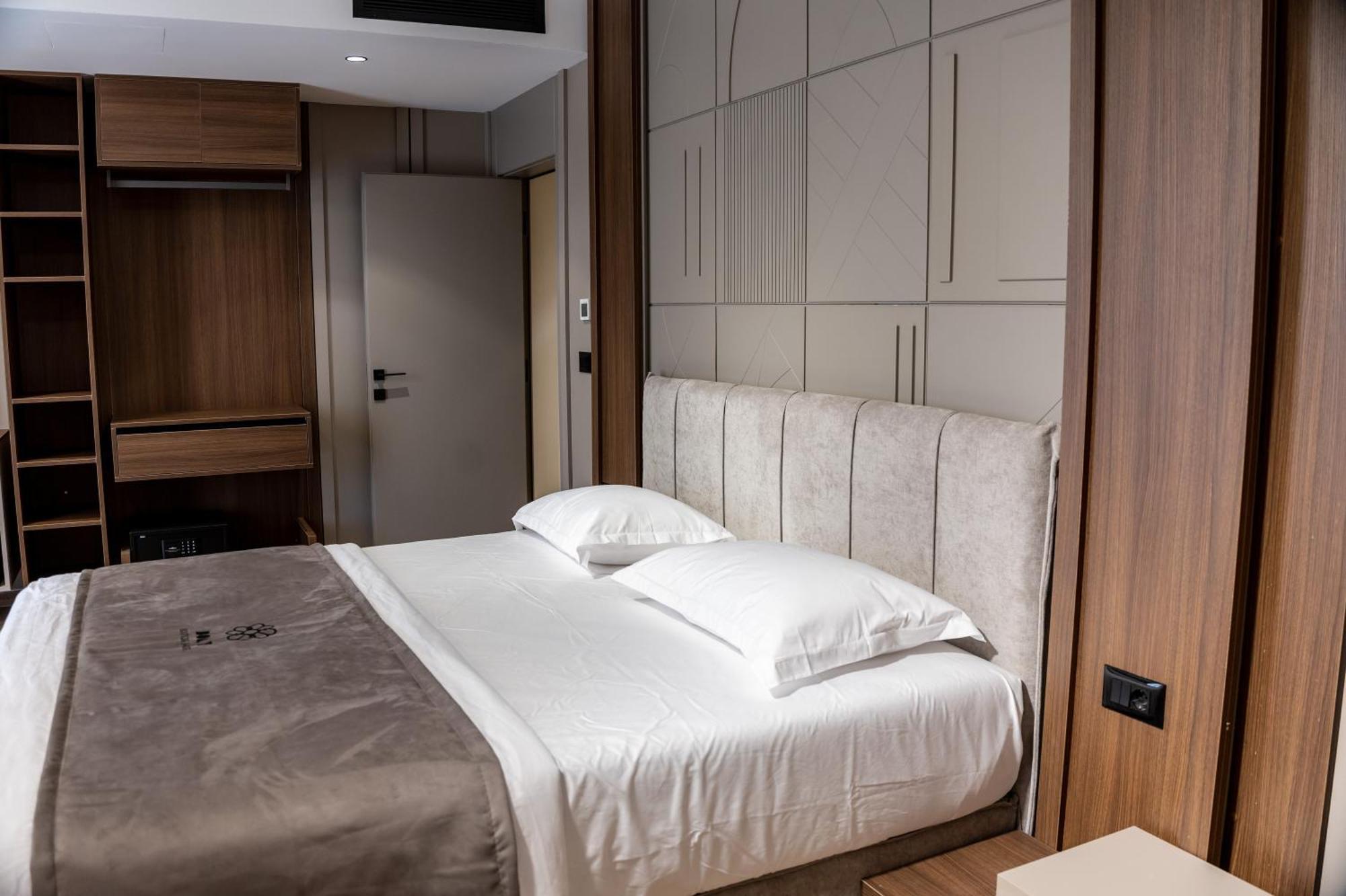 Bolt Boutique Hotel Lezhë Exteriér fotografie