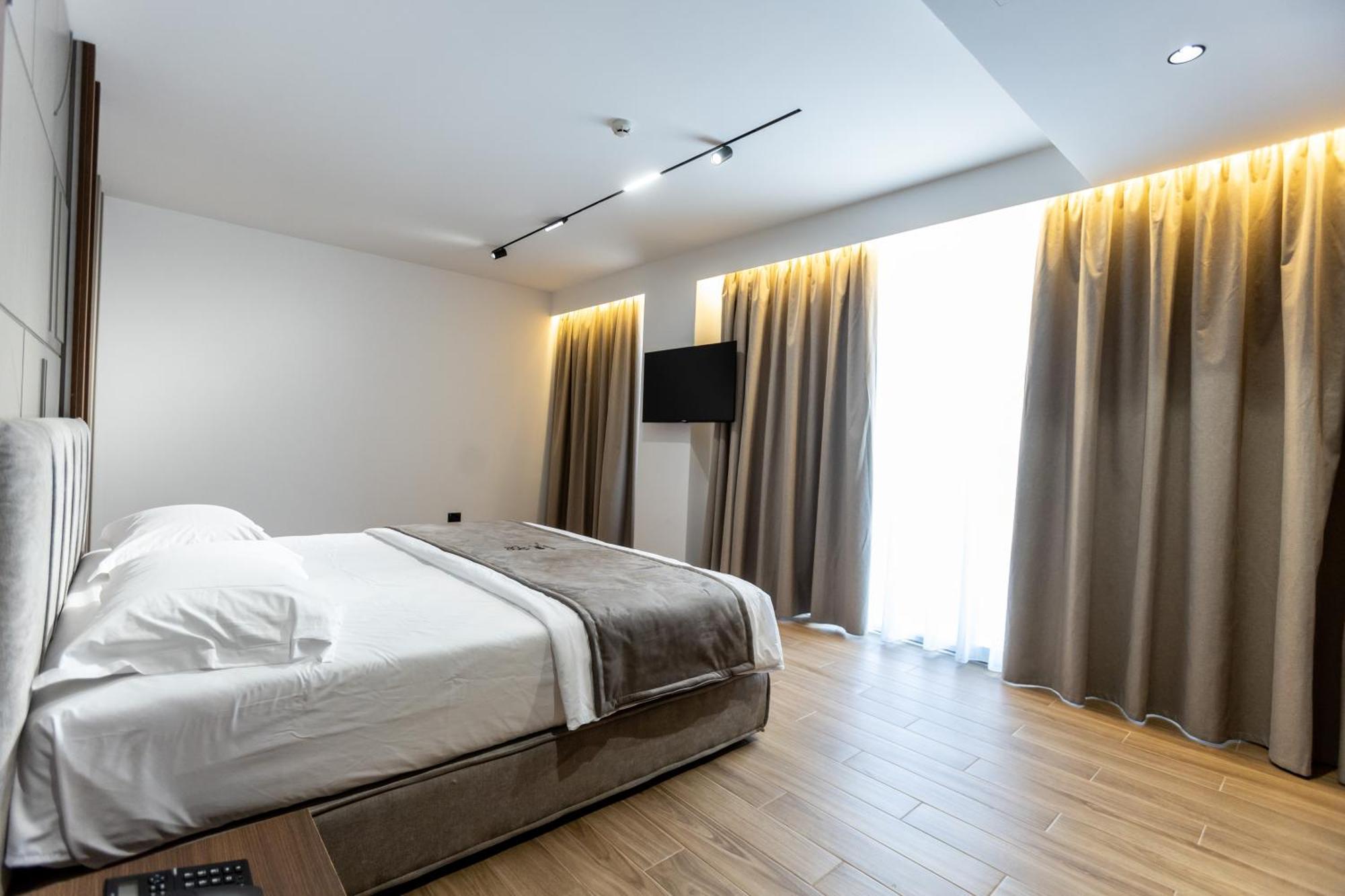 Bolt Boutique Hotel Lezhë Exteriér fotografie